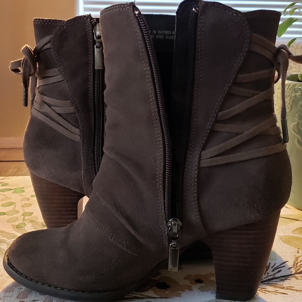 Clarks Artisan Mocha Suede Leather Booties - Picture 4 of 6